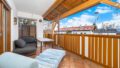 Balkon mit Blick in die Berge