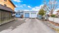 Garage mit Wallbox (rechts)