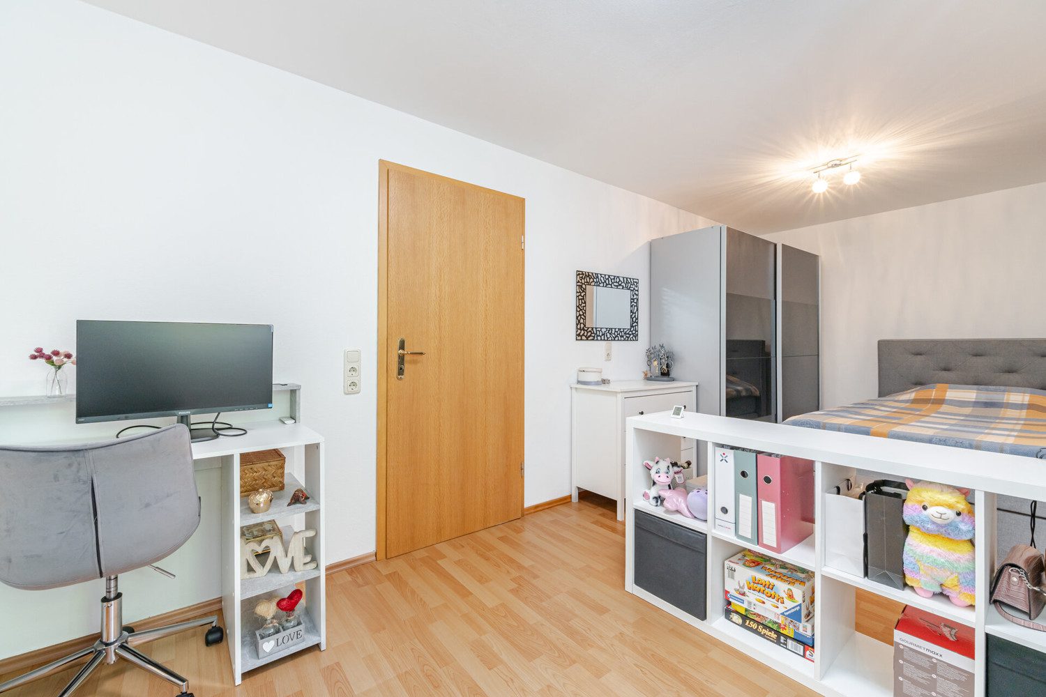 Schlafzimmer UG
