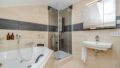 Badezimmer im OG