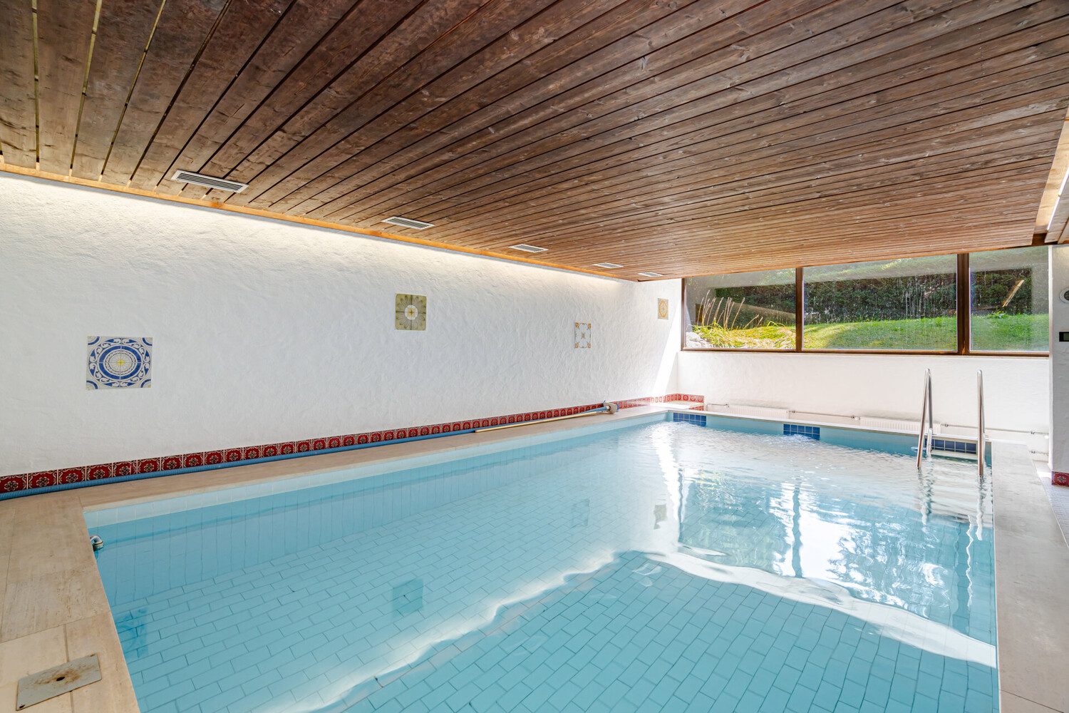 Schwimmbad im Haus