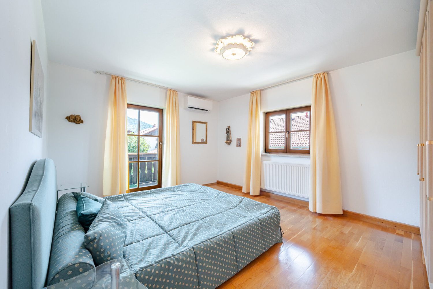 Schlafzimmer 2